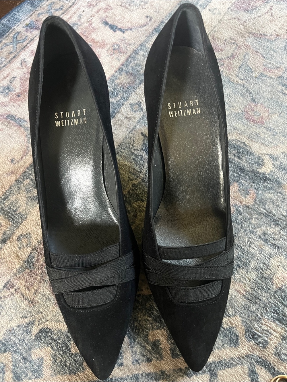 Stuart Weitzman Black Suede Heels w/ Ribbon elastic Detail Sz 6. pumps